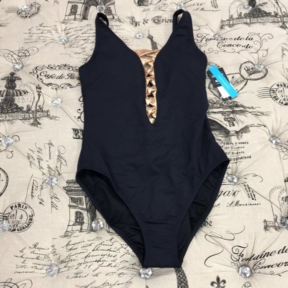 Bleu by Rod Beattie Twisted-Front 1-Piece Swimsuit - Picture 3 of 6